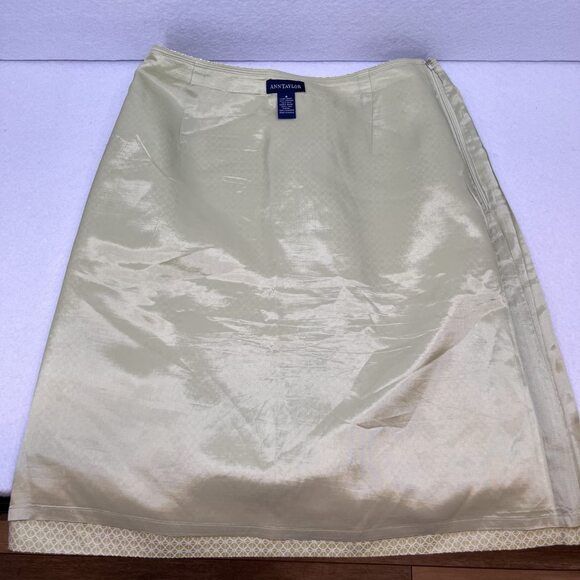 Ann Taylor A-line below knee length lined silk blend green skirt womens size 8 - Picture 7 of 12
